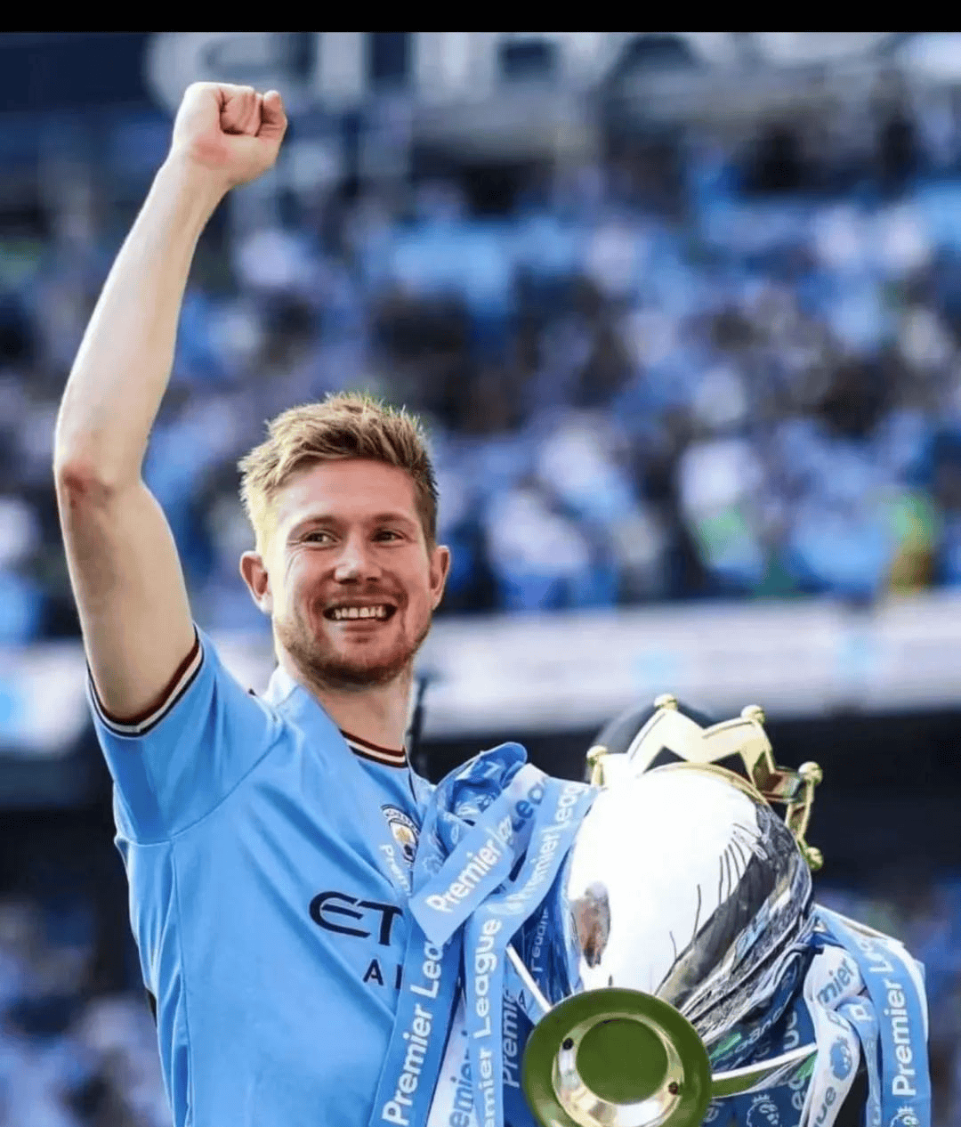 阿斯：巴萨和拜仁都有意桑托斯后卫索萨，后者被誉为新马塞洛