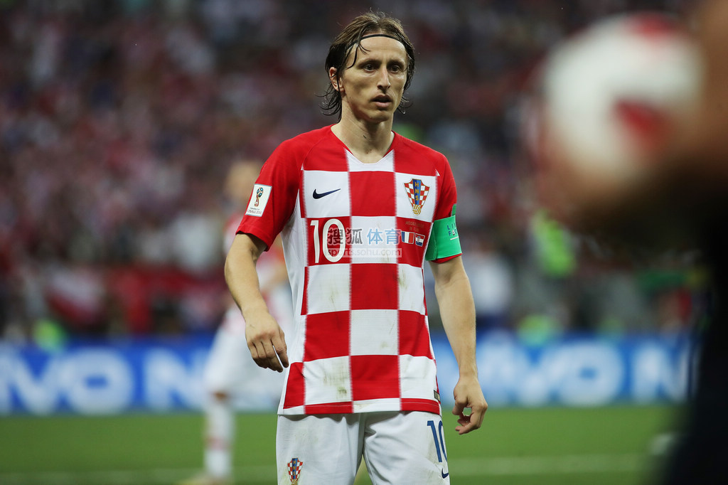 胡梅尔斯：多特中场球员的质量很高，但其风格和特点差异太大